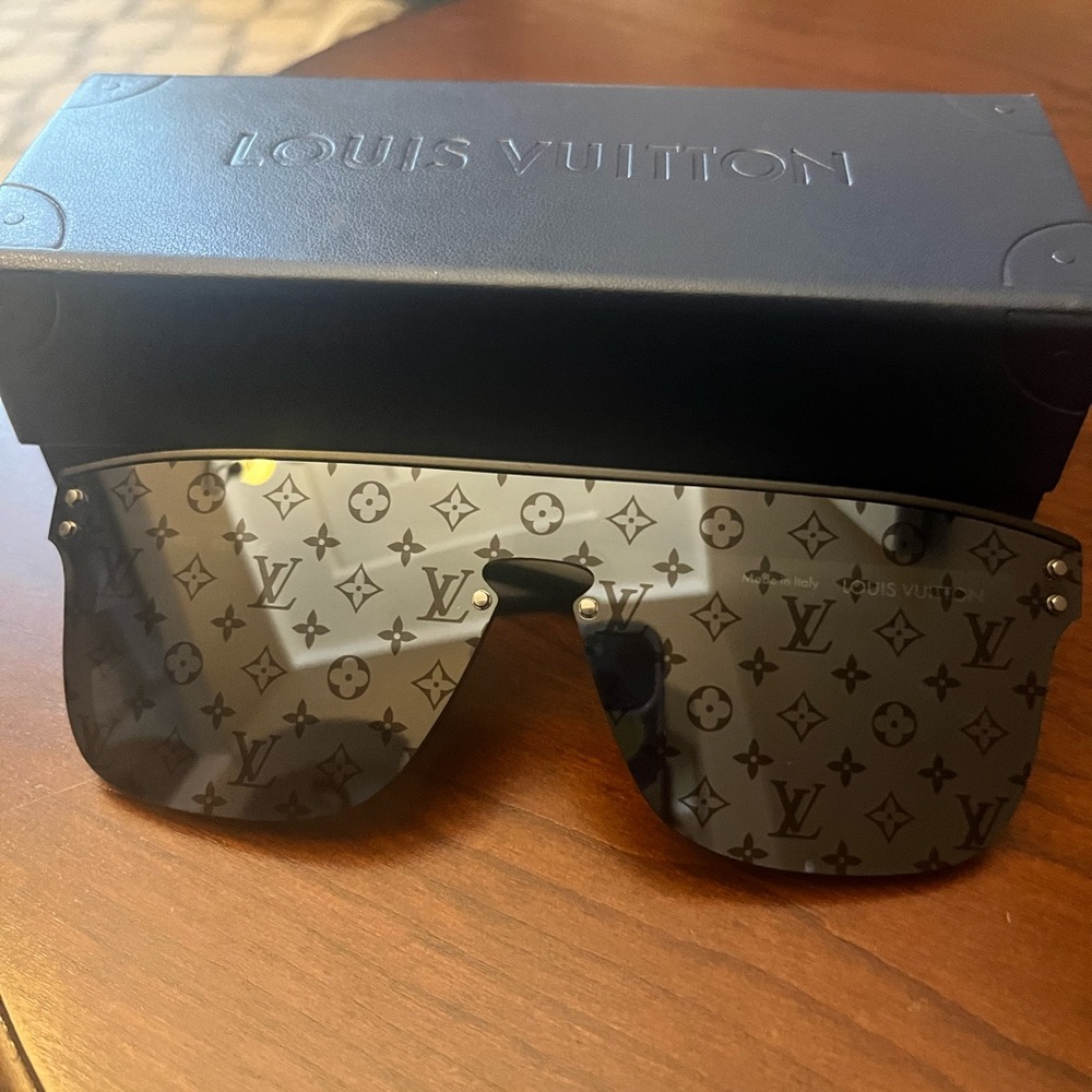 LV sunglasses